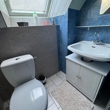 Dorothee - Parking Prive