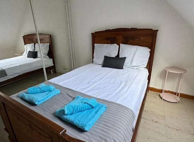 Dorothee - Parking Prive